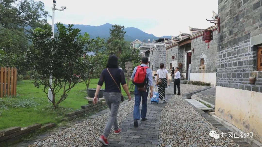國慶假期井岡山旅游民宿經(jīng)濟持續(xù)火爆