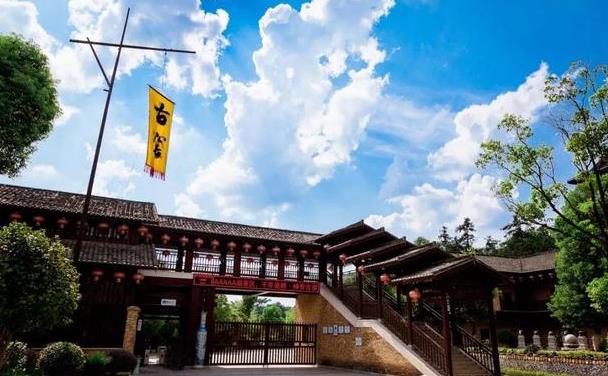 用鏡頭記錄瞬間,我在景德鎮(zhèn)等你