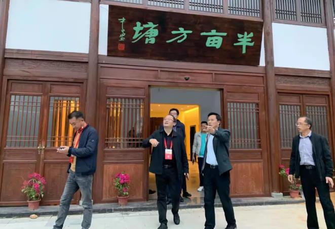 湖北省荊州市文旅局領(lǐng)導(dǎo)蒞臨我公司旗下半畝方塘度假村調(diào)研指導(dǎo)