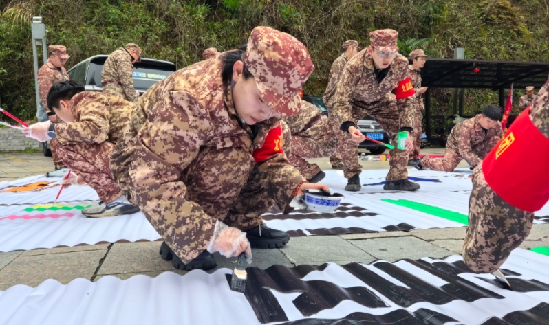 正清風(fēng)旅行社承辦2025年羅斯夫營銷鐵軍井岡山春季集訓(xùn)會議手繪班旗